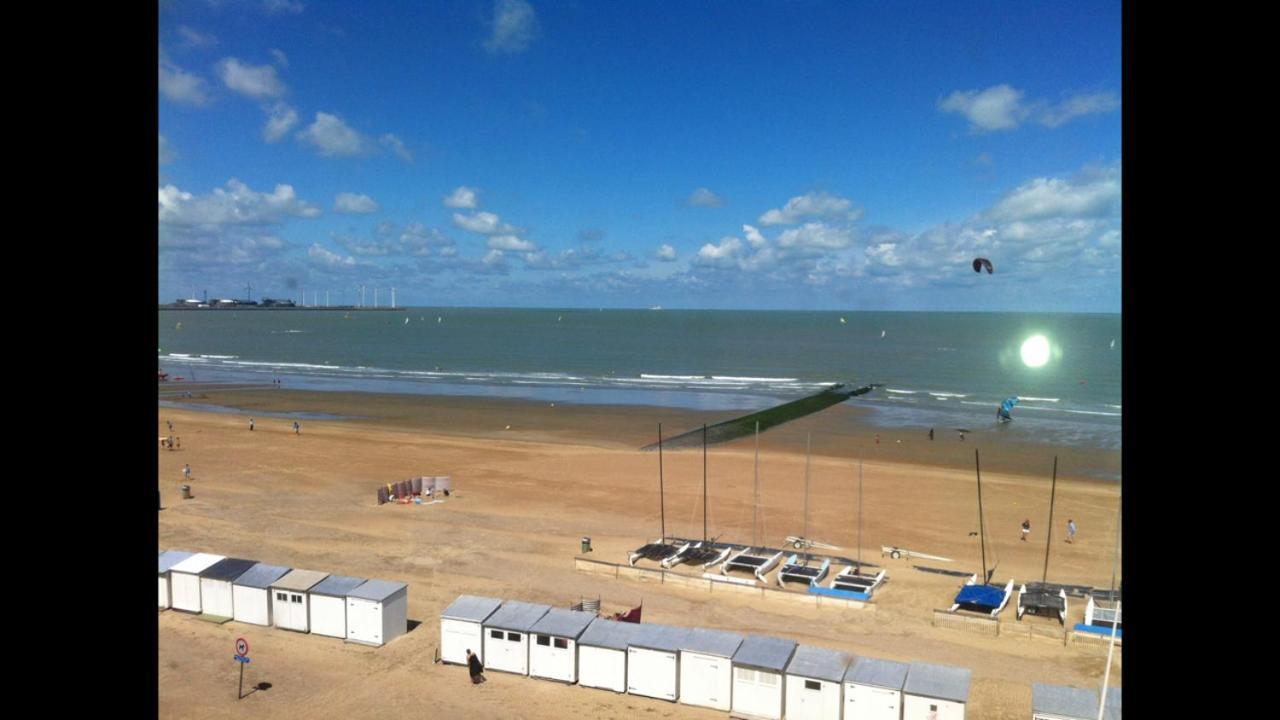 Appartement Sur La Digue A Knokke-Duinbergen Luaran gambar